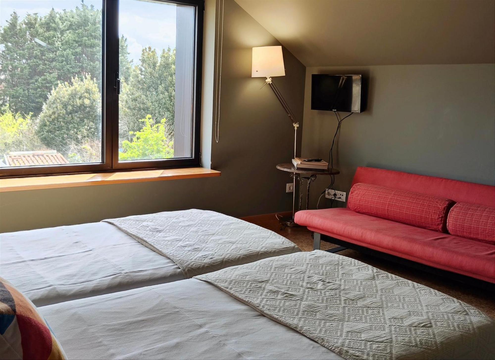 Guest House Eca Agora! فيلا دو كوندي المظهر الخارجي الصورة